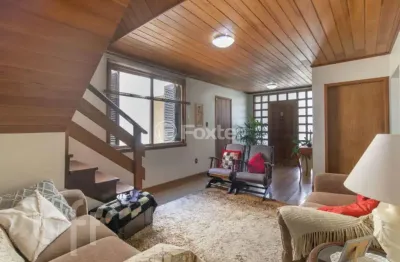 Casa com 5 quartos à venda na rua bispo william thomas, 249, teresópolis, porto alegre, 293 m2 por r$ 1.150.000