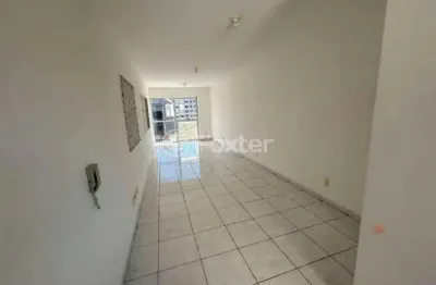 Sala comercial com 1 sala à venda na rua josé de alencar, 1073, menino deus, porto alegre, 30 m2 por r$ 171.000