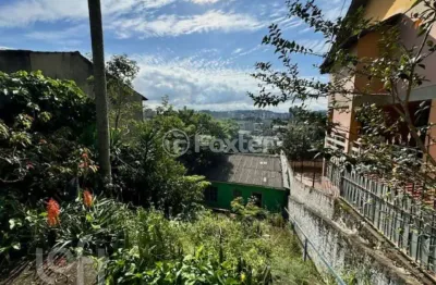 Casa à venda na rua doutor breno dias de castro, 210, partenon, porto alegre, 300 m2 por r$ 300.000