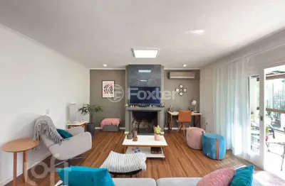 Casa com 4 quartos à venda na rua canto e melo, 34, nonoai, porto alegre, 237 m2 por r$ 779.900