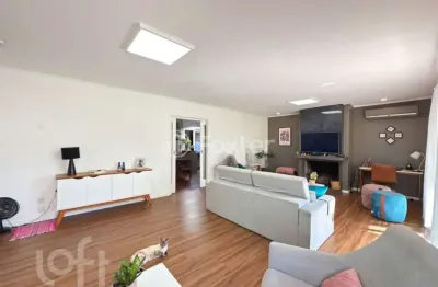 Casa com 4 quartos à venda na Rua Canto e Melo, 34, Nonoai, Porto Alegre, 237 m2 por R$ 779.900