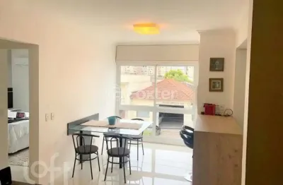 Apartamento com 2 quartos à venda na rua líbero badaró, 107, passo da areia, porto alegre, 55 m2 por r$ 532.000
