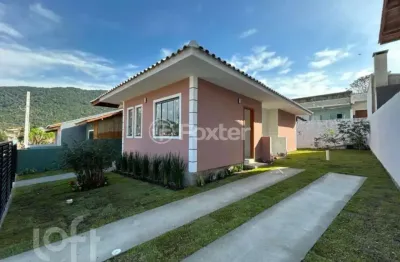 Casa com 2 quartos à venda na servidão luiza fernandes costa, 316, são joão do rio vermelho, florianópolis, 90 m2 por r$ 550.000