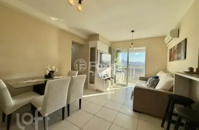 Apartamento com 2 quartos à venda na rua alcides s. coelho, 390, praia comprida, são josé, 71 m2 por r$ 570.000