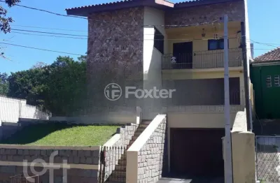 Casa com 3 quartos à venda na rua bispo sardinha, 95, vila ipiranga, porto alegre, 265 m2 por r$ 749.000