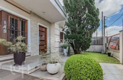 Casa com 3 quartos à venda na rua juarez cardoso evaldt, 149, parque da matriz, cachoeirinha, 200 m2 por r$ 689.000