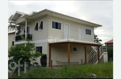 Casa com 4 quartos à venda na servidão joão clímaco dos santos, 85, cachoeira do bom jesus, florianópolis, 140 m2 por r$ 850.000