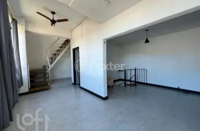 Cobertura com 2 quartos à venda na rua jataí, 225, cristal, porto alegre, 85 m2 por r$ 270.000