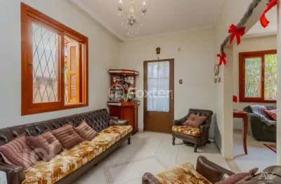 Casa com 3 quartos à venda na rua dona firmina, 738, vila são josé, porto alegre, 210 m2 por r$ 640.000