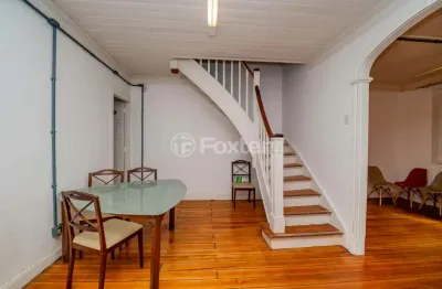 Casa com 3 quartos à venda na Rua Gaspar Martins, 440, Floresta, Porto Alegre, 120 m2 por R$ 480.000