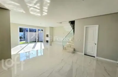 Casa com 3 quartos à venda na rua reverendo doutor israel vieira ferreira, 330, estância velha, canoas, 240 m2 por r$ 1.865.000