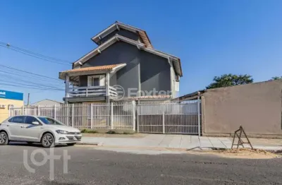Casa com 3 quartos à venda na rua cascável, 449, parque da matriz, cachoeirinha, 180 m2 por r$ 639.000