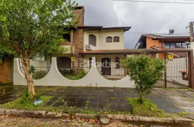 Casa com 4 quartos à venda na praça manuel de macedo, 20, jardim itu sabará, porto alegre, 300 m2 por r$ 835.000