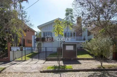 Casa com 3 quartos à venda na rua manauê, 76, vila assunção, porto alegre, 174 m2 por r$ 1.200.000