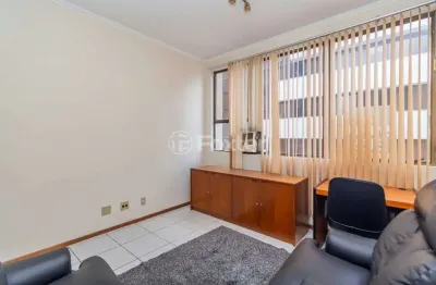 Sala comercial com 1 sala à venda na rua dona laura, 354, rio branco, porto alegre, 31 m2 por r$ 275.000