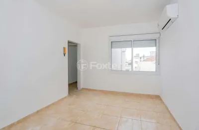 Apartamento com 2 quartos à venda na avenida cairu, 720, navegantes, porto alegre, 51 m2 por r$ 200.000