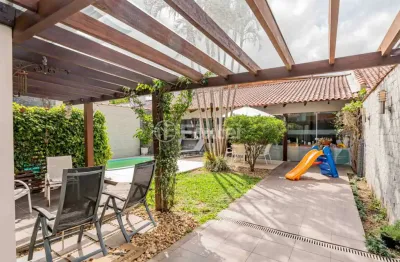 Casa com 3 quartos à venda na rua gregório da fonseca, 509, nonoai, porto alegre, 215 m2 por r$ 728.000