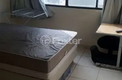 Kitnet / stúdio à venda na avenida senador salgado filho, 327, centro histórico, porto alegre, 20 m2 por r$ 114.000