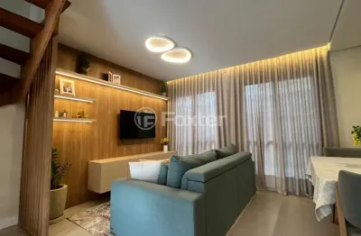 Casa em condomínio fechado com 2 quartos à venda na rua assis brasil, 384, niterói, canoas, 108 m2 por r$ 579.000