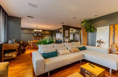 Apartamento com 3 quartos à venda na Rua Comendador Rheingantz, 156, Auxiliadora, Porto Alegre, 210 m2 por R$ 1.650.000