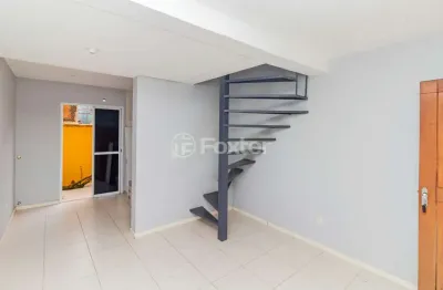 Casa em condomínio fechado com 2 quartos à venda na rua dona malvina, 246, santa tereza, porto alegre, 50 m2 por r$ 240.000