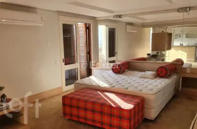 Apartamento com 2 quartos à venda na avenida independência, 813, independência, porto alegre, 85 m2 por r$ 530.000