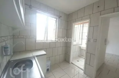 Apartamento com 2 quartos à venda na avenida venâncio aires, 271, azenha, porto alegre, 59 m2 por r$ 234.000