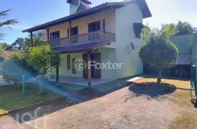 Casa com 3 quartos à venda na rua fidélis govoni, 181, campeche, florianópolis, 210 m2 por r$ 2.000.000