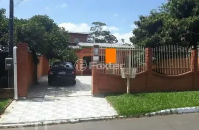 Casa com 3 quartos à venda na avenida doutor sezefredo azambuja vieira, 5324, olaria, canoas, 130 m2 por r$ 326.000