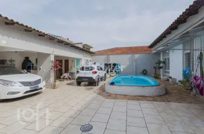 Casa com 3 quartos à venda na rua professor leopoldo tietbohl, 10, jardim itu sabará, porto alegre, 390 m2 por r$ 680.000