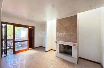 Casa com 3 quartos à venda na rua doutor pitrez, 616, ipanema, porto alegre, 191 m2 por r$ 549.900