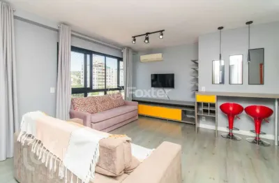 Apartamento com 2 quartos à venda na rua marechal hermes, 613, camaquã, porto alegre, 65 m2 por r$ 640.000