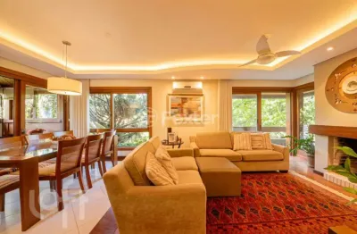 Apartamento com 3 quartos à venda na rua coronel corte real, 208, petrópolis, porto alegre, 140 m2 por r$ 1.299.000