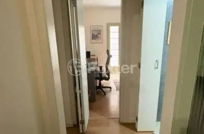 Apartamento com 2 quartos à venda na rua duque de caxias, 1525, centro histórico, porto alegre, 58 m2 por r$ 255.000