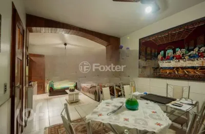 Casa com 3 quartos à venda na avenida andaraí, 614, passo da areia, porto alegre, 200 m2 por r$ 990.000