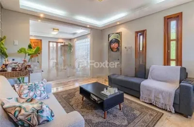 Casa com 4 quartos à venda na rua professor fernando carneiro, 112, três figueiras, porto alegre, 198 m2 por r$ 1.425.000