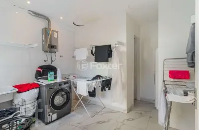 Casa com 4 quartos à venda na rua doutor possidônio cunha, 138, vila assunção, porto alegre, 430 m2 por r$ 3.900.000