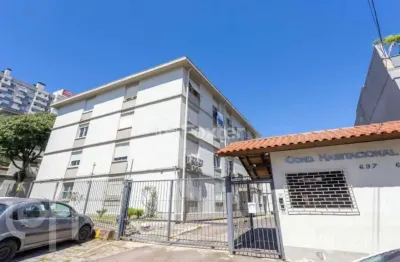 Apartamento com 2 quartos à venda na avenida do forte, 687, vila ipiranga, porto alegre, 53 m2 por r$ 245.000
