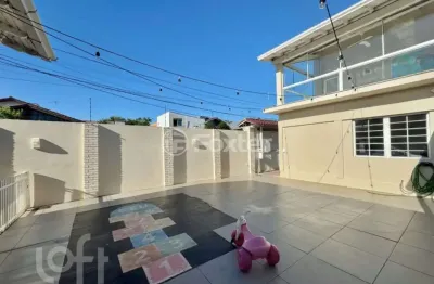Casa com 3 quartos à venda na rua osvaldo optiz, 443, estância velha, canoas, 197 m2 por r$ 935.000