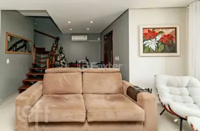 Casa com 3 quartos à venda na rua aldo sani, 54, hípica, porto alegre, 126 m2 por r$ 749.000