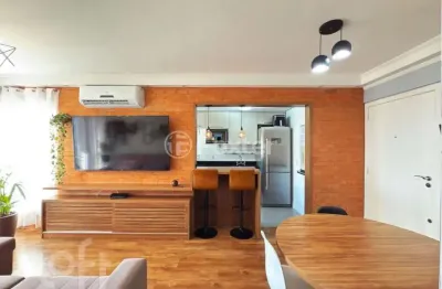 Apartamento com 3 quartos à venda na Avenida da Cavalhada, 4530, Cavalhada, Porto Alegre, 71 m2 por R$ 430.000