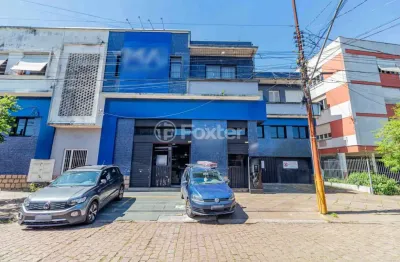 Prédio com 7 salas à venda na avenida madrid, 366, navegantes, porto alegre, 706 m2 por r$ 6.000.000
