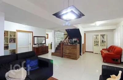 Casa com 3 quartos à venda na rua barão do amazonas, 3251, partenon, porto alegre, 250 m2 por r$ 795.000