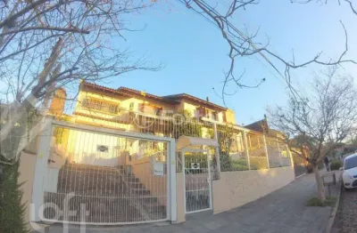 Casa com 5 quartos à venda na Rua Doutor Fernando Ortiz Schneider, 43, Partenon, Porto Alegre, 375 m2 por R$ 1.450.000