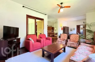 Casa com 3 quartos à venda na avenida pereira passos, 510, vila assunção, porto alegre, 300 m2 por r$ 2.300.000