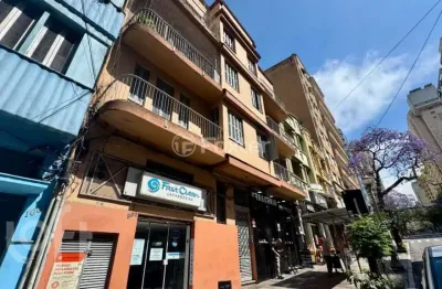 Apartamento com 2 quartos à venda na avenida borges de medeiros, 993, centro histórico, porto alegre, 50 m2 por r$ 260.000