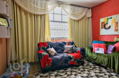 Casa com 2 quartos à venda na rua marquês de alegrete, 246, são joão, porto alegre, 200 m2 por r$ 1.000.000