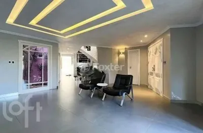 Casa com 3 quartos à venda na rua zeev jabotinski, 118, jardim itu sabará, porto alegre, 236 m2 por r$ 1.300.000