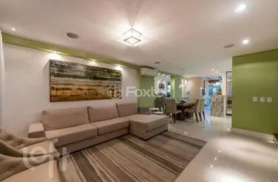 Casa em condomínio fechado com 3 quartos à venda na rua goitacaz, 606, vila assunção, porto alegre, 296 m2 por r$ 1.700.000