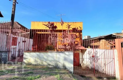 Casa com 3 quartos à venda na rua galiléia, 171, vila jardim, porto alegre, 171 m2 por r$ 400.000